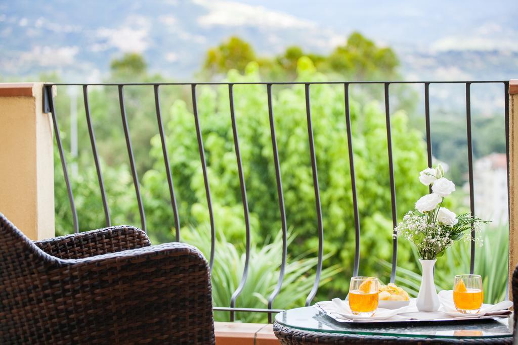 Villa Santa Caterina Montalto Uffugo Dış mekan fotoğraf