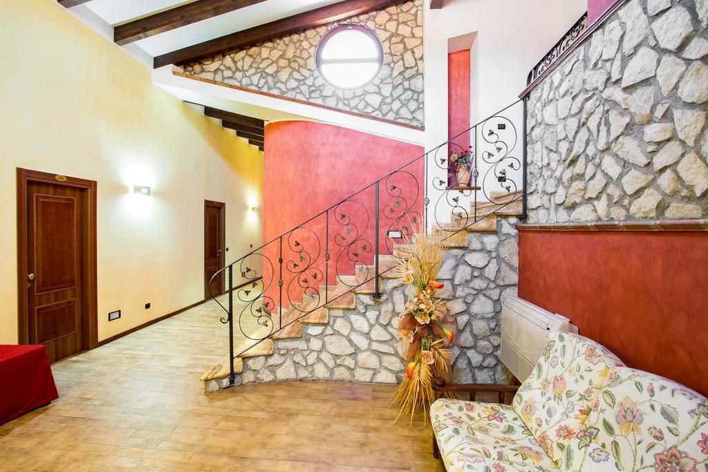 Villa Santa Caterina Montalto Uffugo Dış mekan fotoğraf
