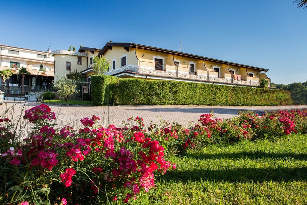 Villa Santa Caterina Montalto Uffugo Dış mekan fotoğraf