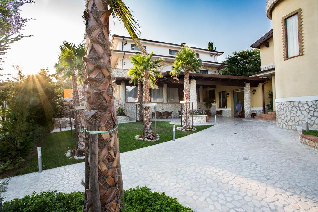 Villa Santa Caterina Montalto Uffugo Dış mekan fotoğraf