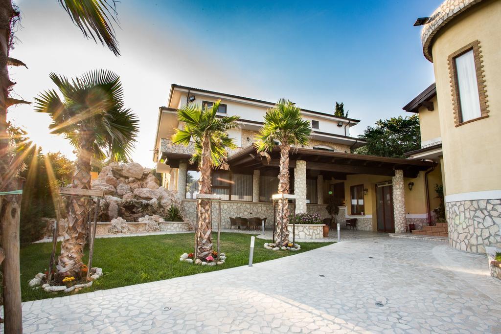 Villa Santa Caterina Montalto Uffugo Dış mekan fotoğraf