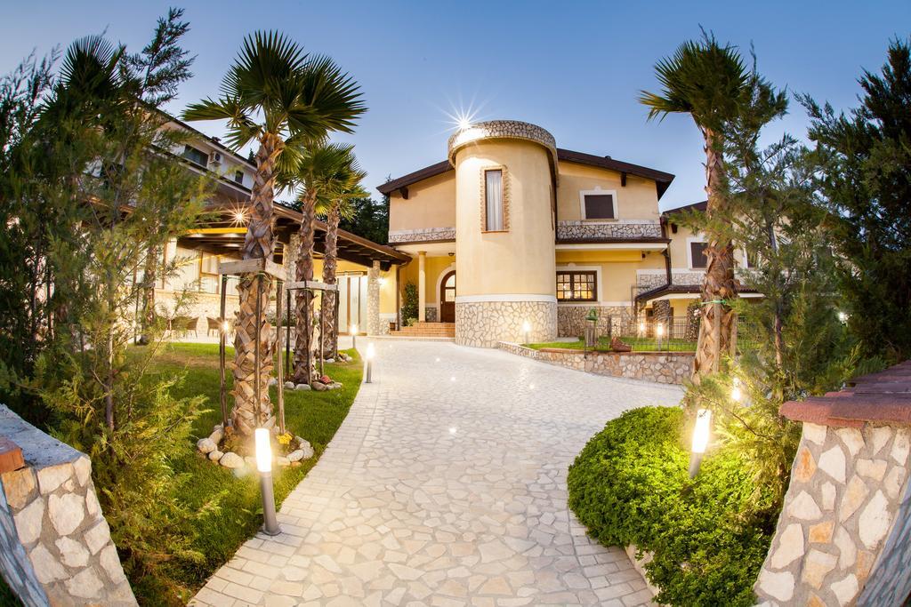 Villa Santa Caterina Montalto Uffugo Dış mekan fotoğraf