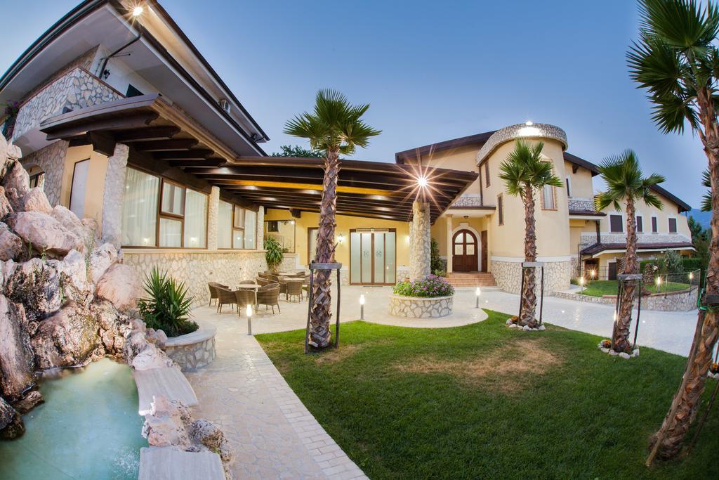 Villa Santa Caterina Montalto Uffugo Dış mekan fotoğraf